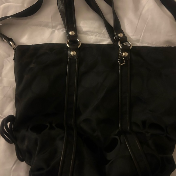 COACH Poppy Signature Logo Handbag - Picture 3 of 8